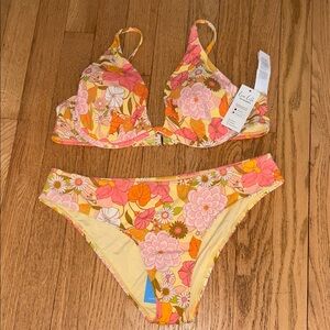 NWT Cupshe Floral Bikini